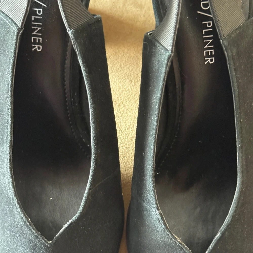 Donald Pliner Black Suede High Heel Sling-back Pointed Toe Pumps Size 9.5 Med